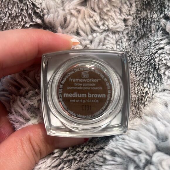 BNWT - TARTE BIG EGO FRAMEWORKER BROW POMADE - MEDIUM BROWN - Picture 3 of 4